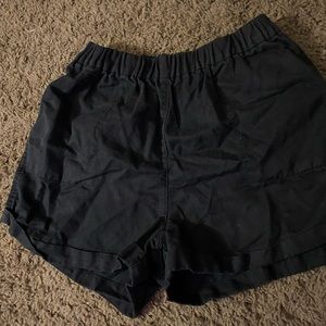 Wilfred free black shorts xs